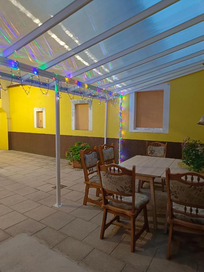 Ruyi Holiday Sopron Exterior photo