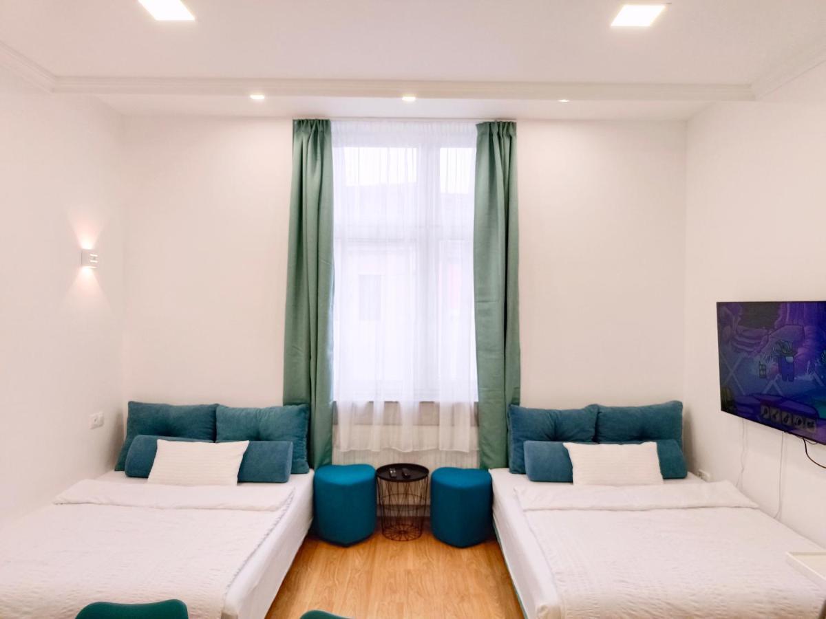 Ruyi Holiday Sopron Exterior photo